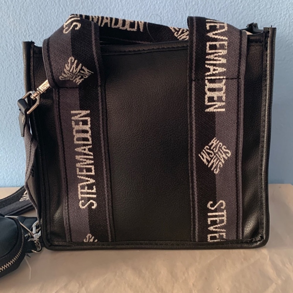 Steve Madden cross body bag